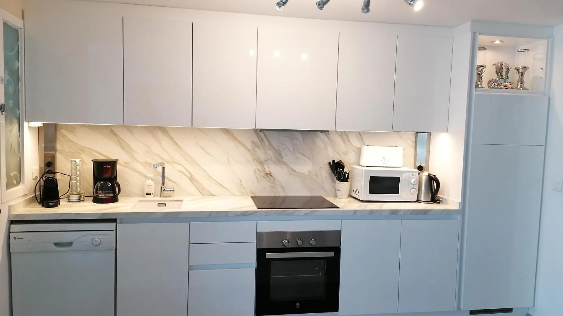 Διαμέρισμα 2252-Amazing Apt On Beach, Port View From Terrace! Manilva Ισπανία