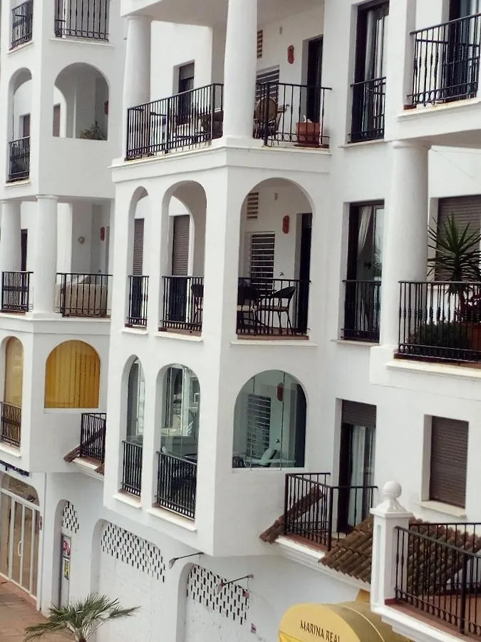 Daire 2252-Amazing Apt On Beach, Port View From Terrace! Manilva İspanya
