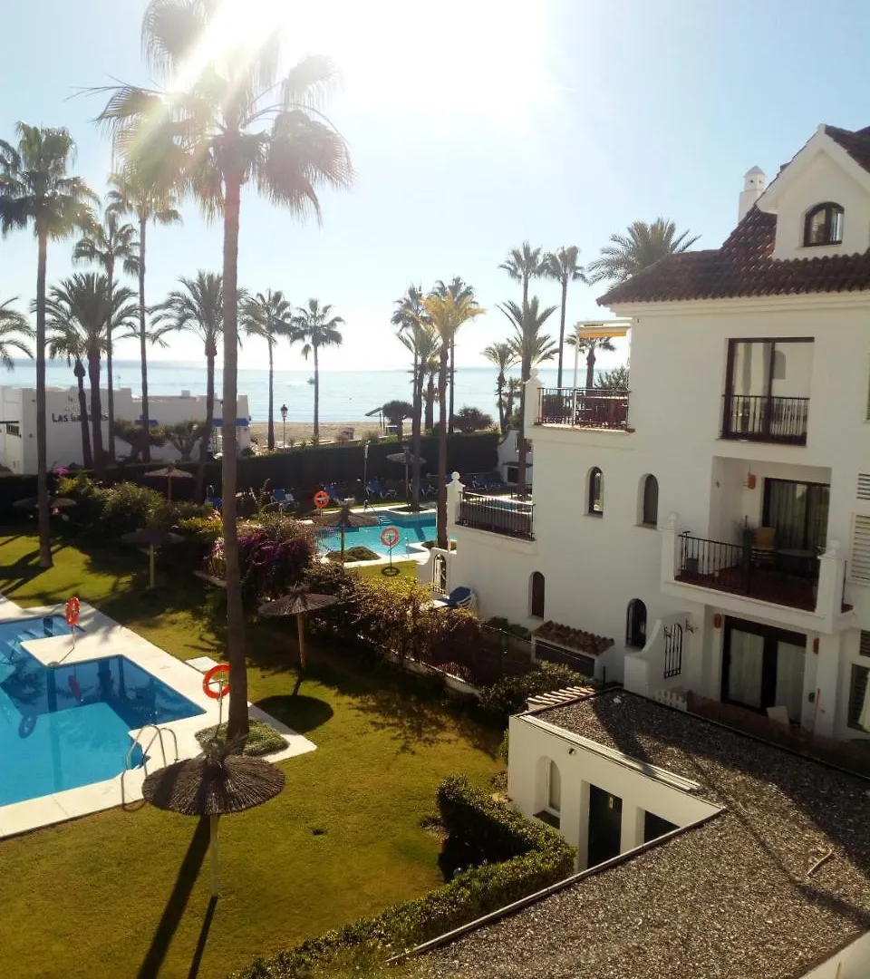 2252-Amazing Apt On Beach, Port View From Terrace! Manilva İspanya